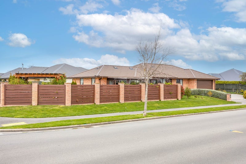 20 Eastfield Drive, Lincoln, Lincoln - Carousel 20