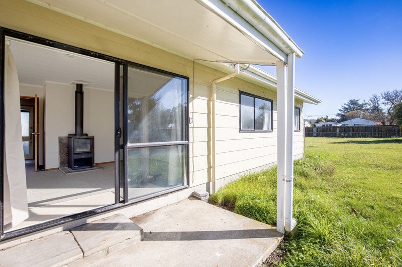 23 Charles Street, Takapau, Takapau - Carousel 1