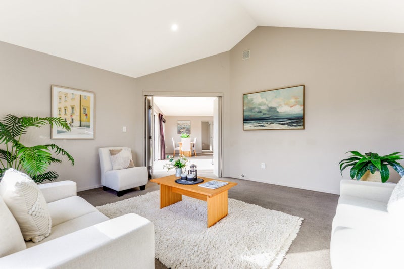 13 Ellsworth Place, Chartwell, Hamilton - Carousel 2