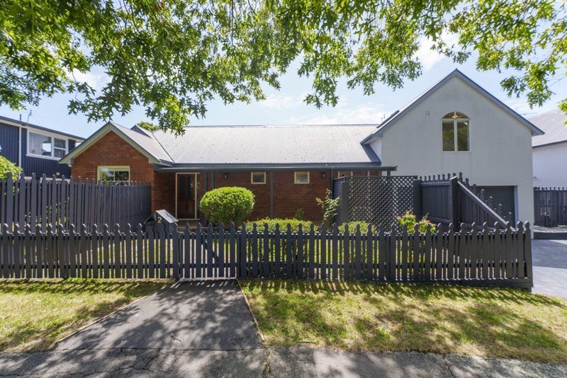 2 Delaware Crescent, Russley, Christchurch - Carousel 1