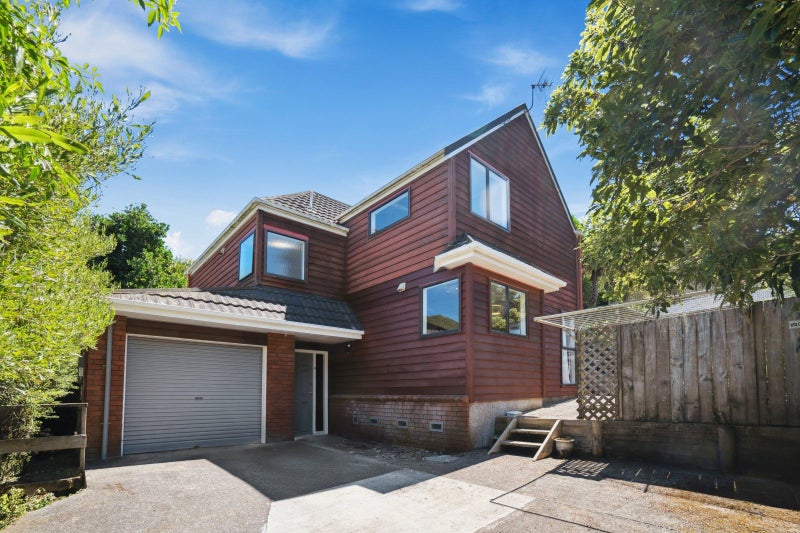 4/86 Donald Street, Karori, Wellington - Carousel 1