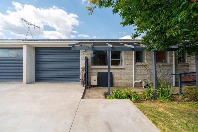 35B Pine Avenue, Bader, Hamilton - Carousel 1
