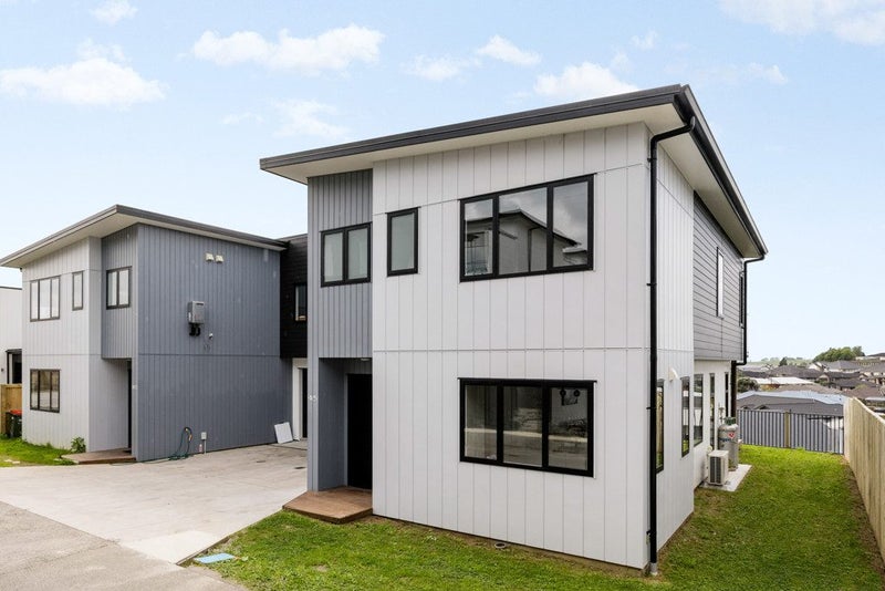 2/42 Rose Berry Crescent, Flagstaff, Hamilton - Carousel 20