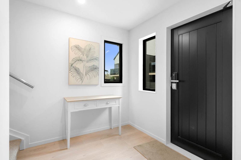 7/13 Arawa Street, New Lynn, Auckland - Carousel 2