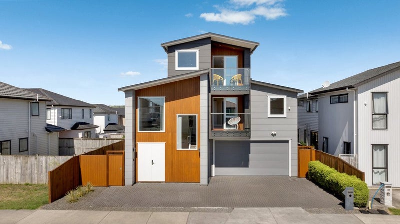 61 Donegal Park Drive, Flat Bush, Auckland - Carousel 2