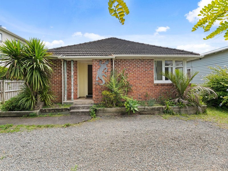 37 Stewart Road, Mount Albert, Auckland - Carousel 2