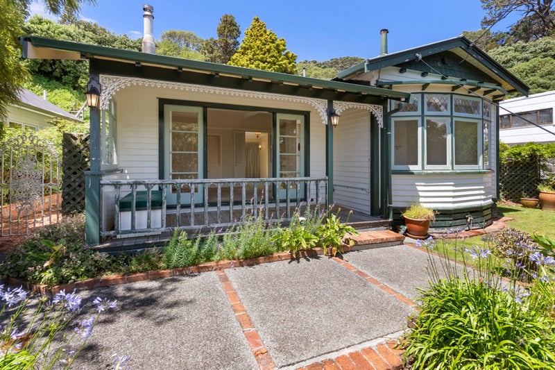 91 Townsend Road, Miramar, Wellington - Carousel 1