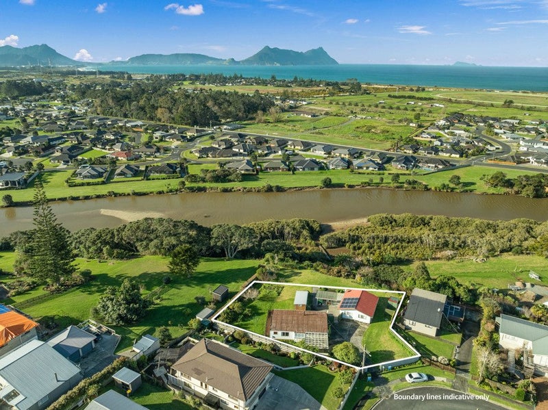 7 Seaview Road, Whangarei - Carousel 1
