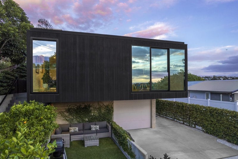 9A Shirley Road, Grey Lynn, Auckland - Carousel 2