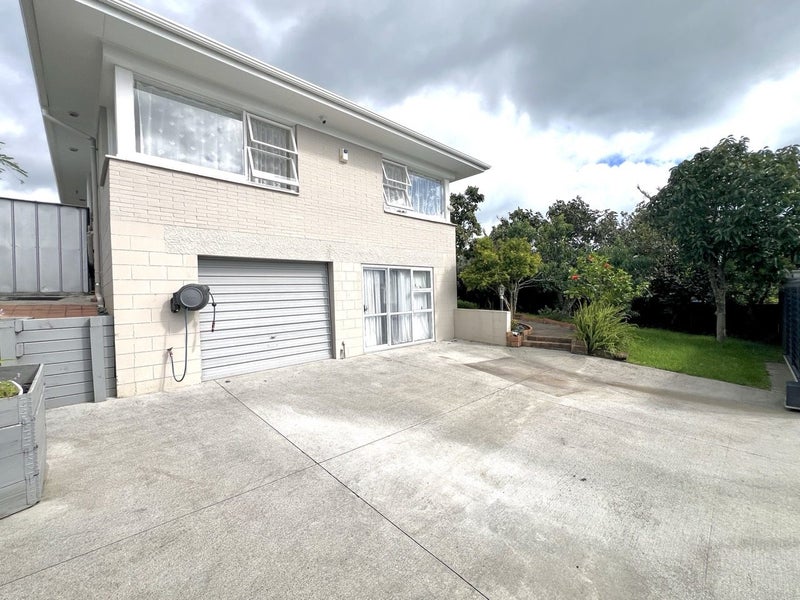 5 Olena Avenue, Sunnyhills, Auckland - Carousel 2