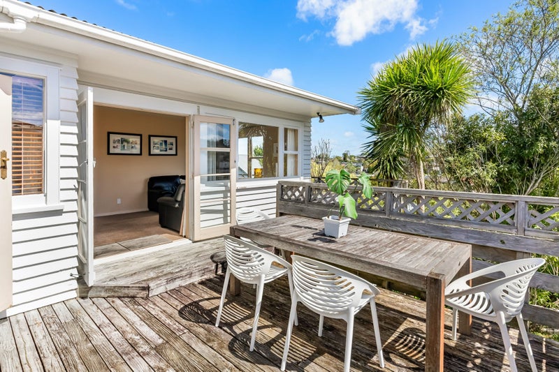 192 Forrest Hill Road, Forrest Hill, Auckland - Carousel 1