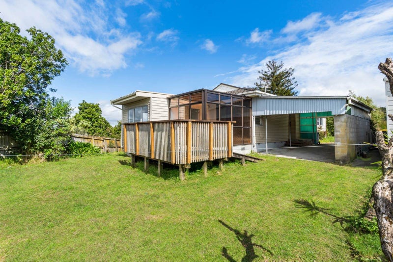 7 Shale Avenue, Massey, Auckland - Carousel 2