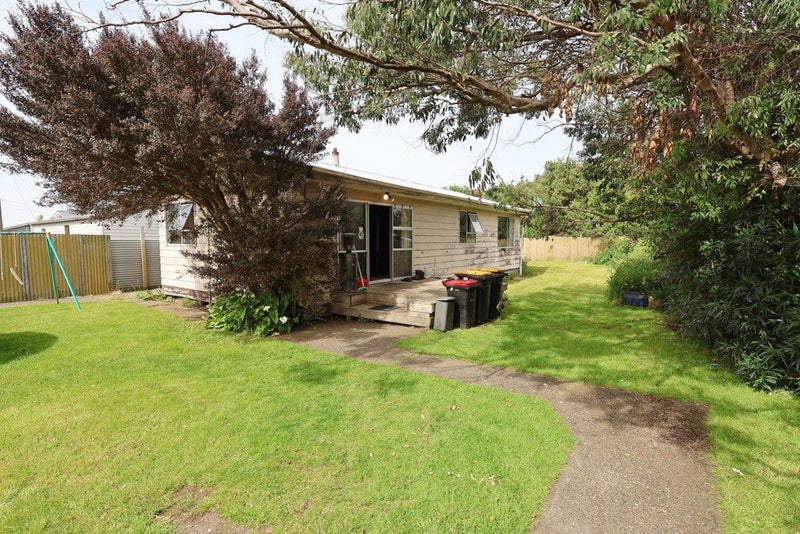 23 Boyne Street, Clifton, Invercargill - Carousel 1