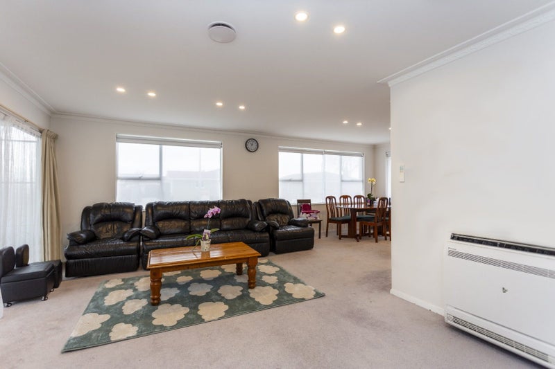 8 Apollo Place, Papanui, Christchurch - Carousel 2