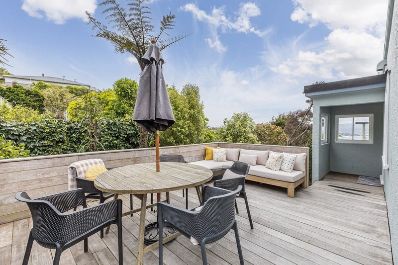 3/27 Whaui Street, Vogeltown, Wellington - Carousel 2