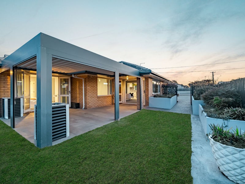 112 Gayhurst Road, Dallington, Christchurch - Carousel 1