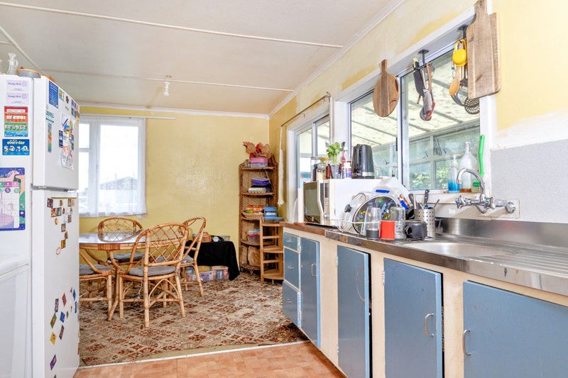18 St John Street, Opotiki - Carousel 2