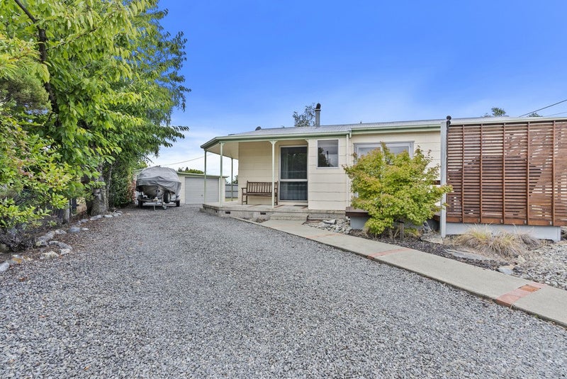 25 Hallewell Road, Twizel - Carousel 2