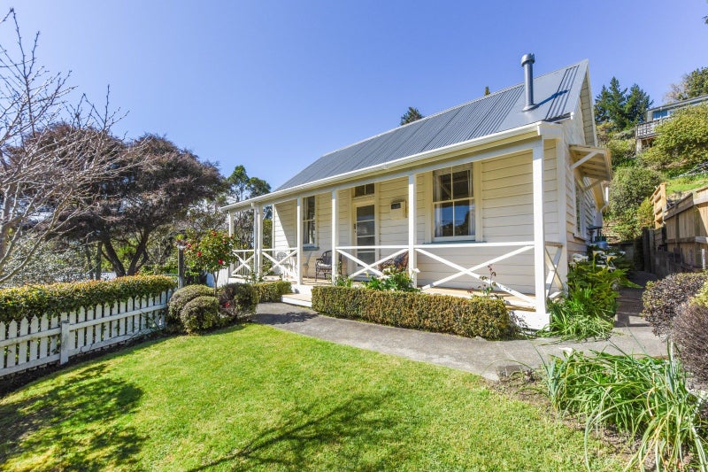 6 Washington Terrace, Washington Valley, Nelson - Carousel 1