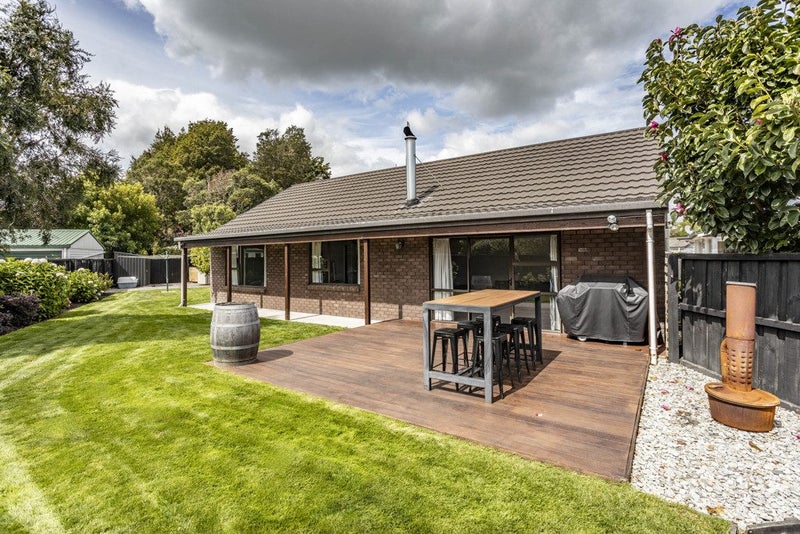 10 Bowie Drive, Woodend, Woodend - Carousel 2
