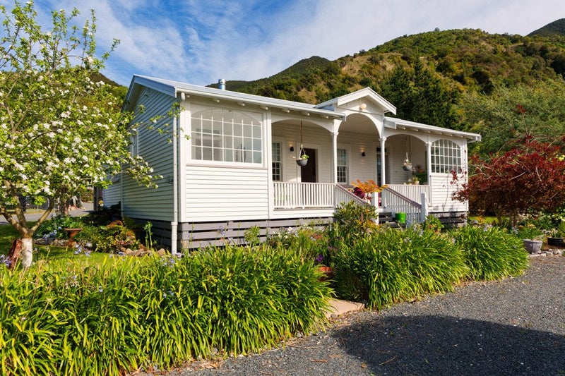 39D Waitane Road, Oaro, Kaikōura - Carousel 1