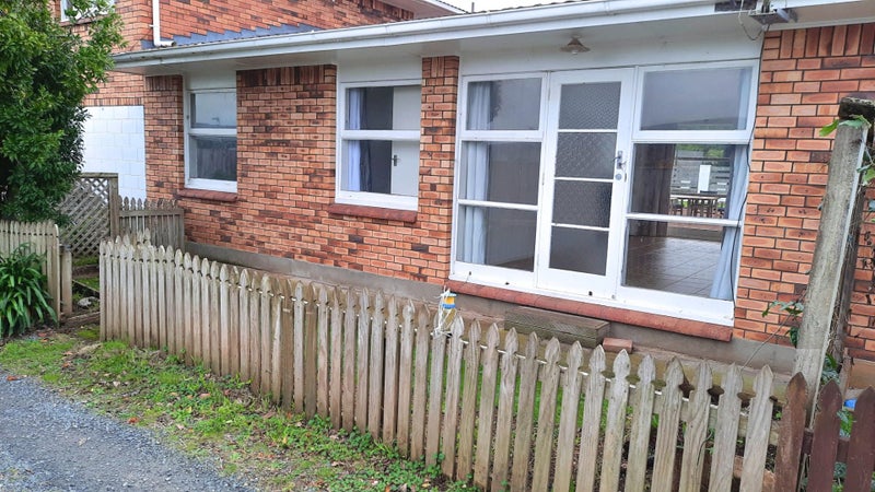 13/21 Ruarangi Road, Mount Albert, Auckland - Carousel 2