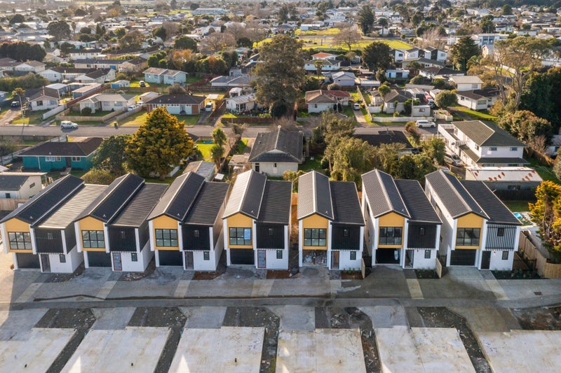 4/31 Goodwin Drive, Rosehill, Papakura - Carousel 15