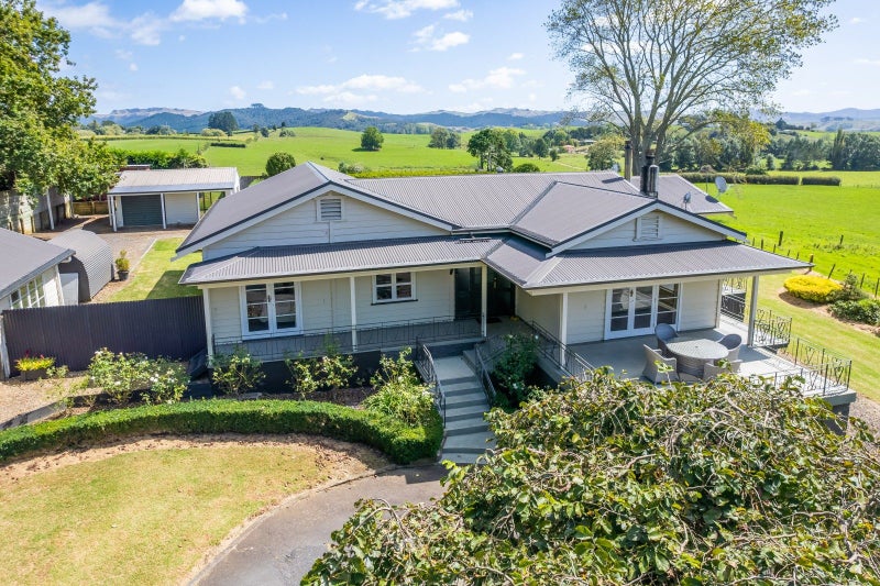 86 Maisey Road, Hamilton - Carousel 1
