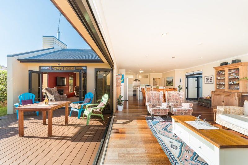 14 Batt Street, West End, Palmerston North - Carousel 2
