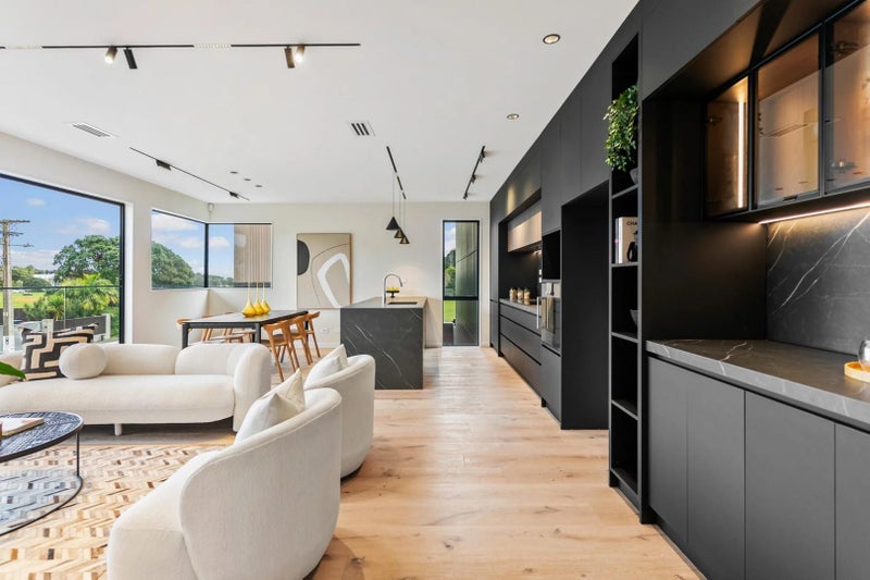 53A Regina Street, Westmere, Auckland - Carousel 1