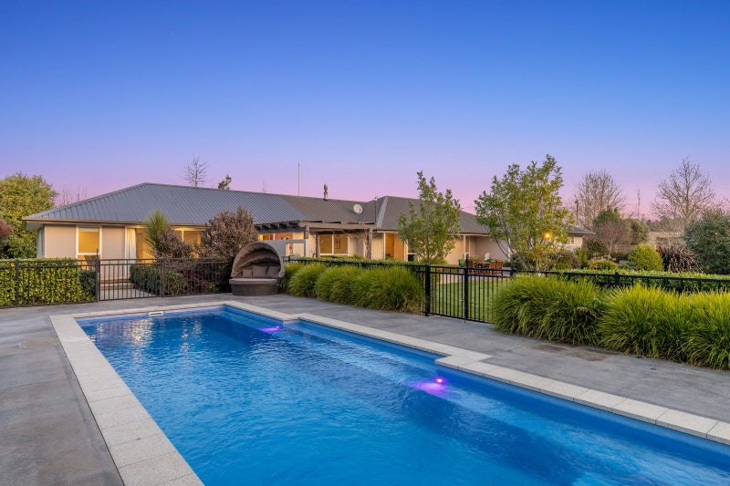 Property Valuation for 10 Eves Valley Road, Brightwater Trade Me