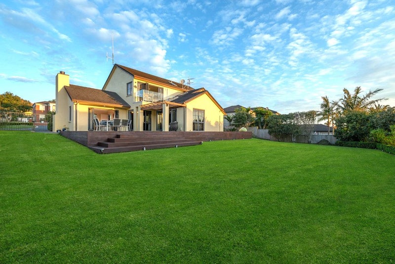 49 Westerham Drive, Dannemora, Auckland - Carousel 1