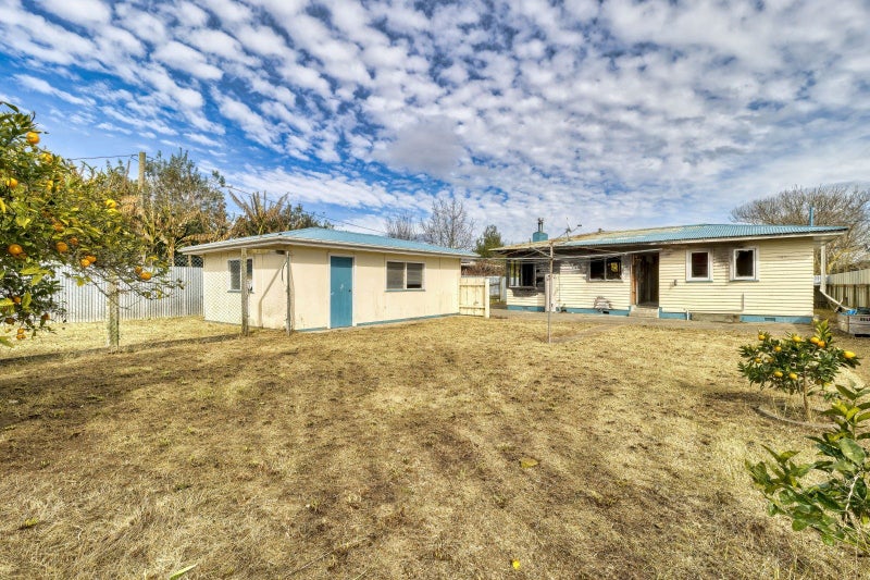 15 Percy Spiller Avenue, Maraenui, Napier - Carousel 1