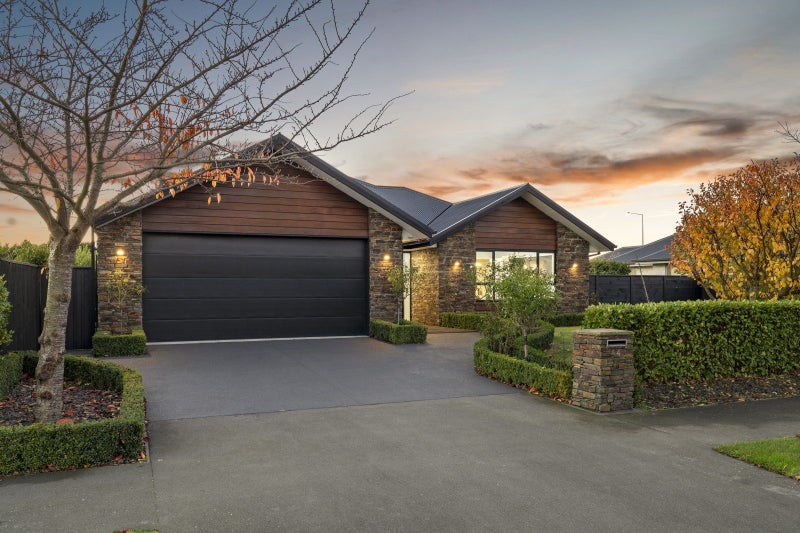 44 Bronco Drive, Aidanfield, Christchurch - Carousel 1