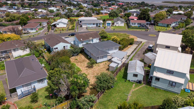 5 De Bloge Place, Clendon Park, Auckland - Carousel 7