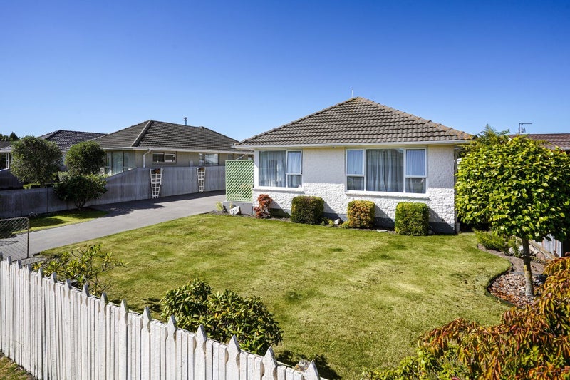 33 Dunstan Crescent, Hornby, Christchurch - Carousel 1