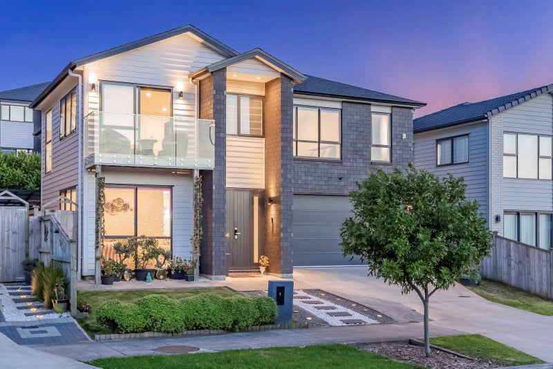 106 McQuoids Road, Flat Bush, Auckland - Carousel 1