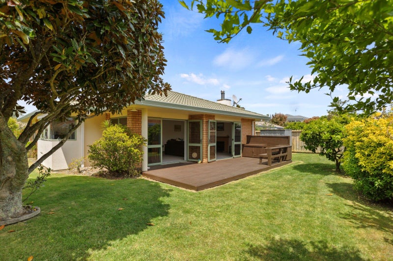 7 Kalmia Dell, Mount Maunganui - Carousel 1