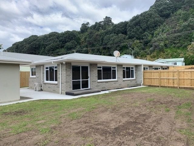 12 Plantation Road, Wanaka - Carousel 1