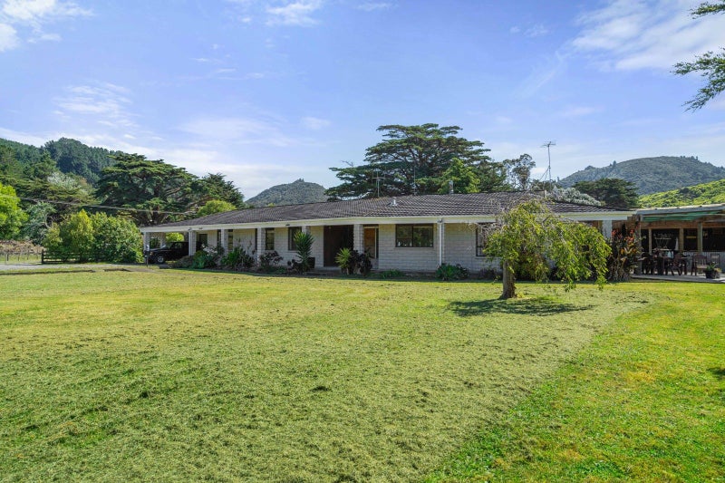 5527 Masterton Castlepoint Road, Masterton, Masterton, Wellington - Carousel 2