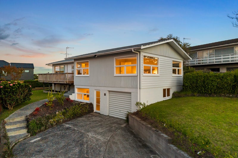 98 Eban Avenue, Hillcrest, Auckland - Carousel 1