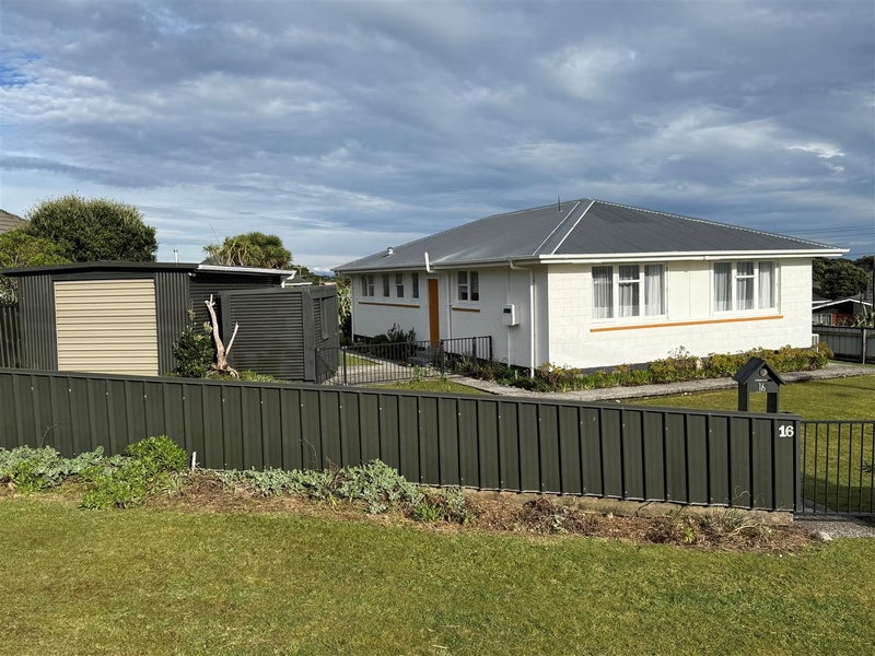 16 Monro Street, Cobden, Greymouth - Carousel 28