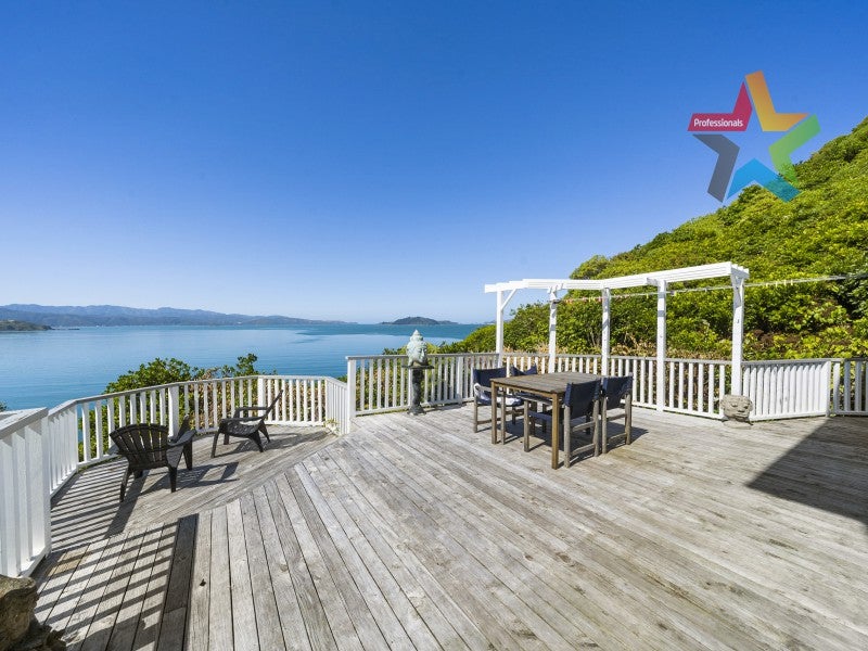 579 Hutt Road, Horokiwi, Wellington - Carousel 2
