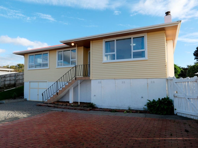 10 Walton Rd, Paraparaumu Beach, Kapiti Coast, Wellington - Carousel 2