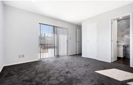 9 Holland Street, Pukekohe, Pukekohe - Carousel 2