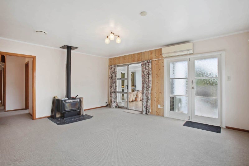 65 Saffron Street, Birkdale, North Shore City, Auckland - Carousel 2