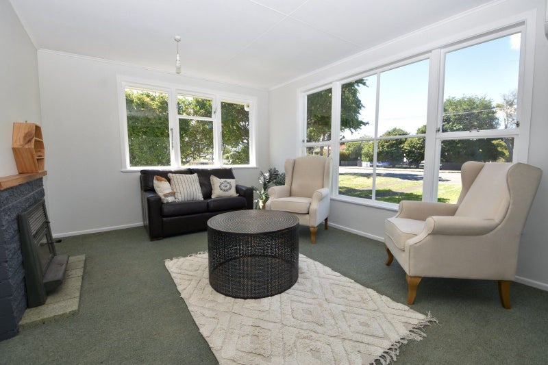 20 Moreton Road, Carterton - Carousel 2