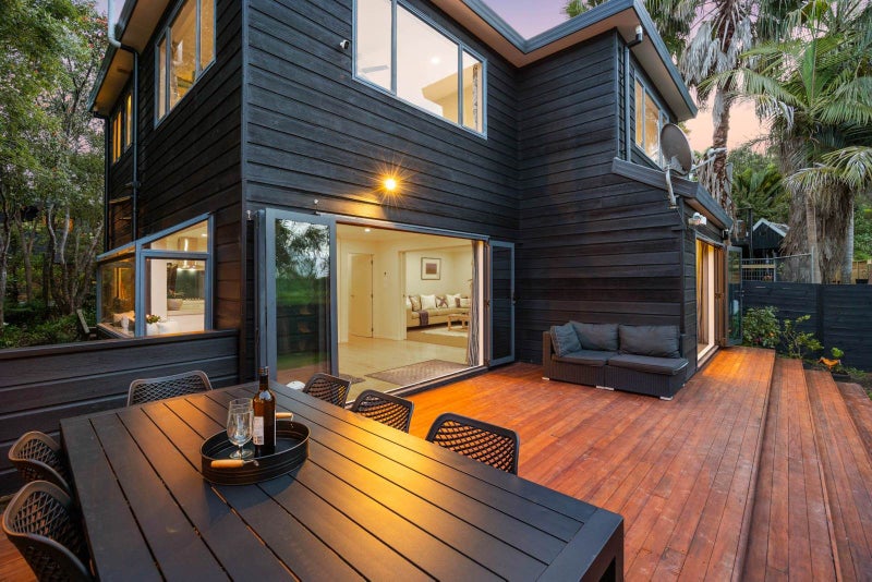 2/31 John Court Street, Birkenhead, Auckland - Carousel 1