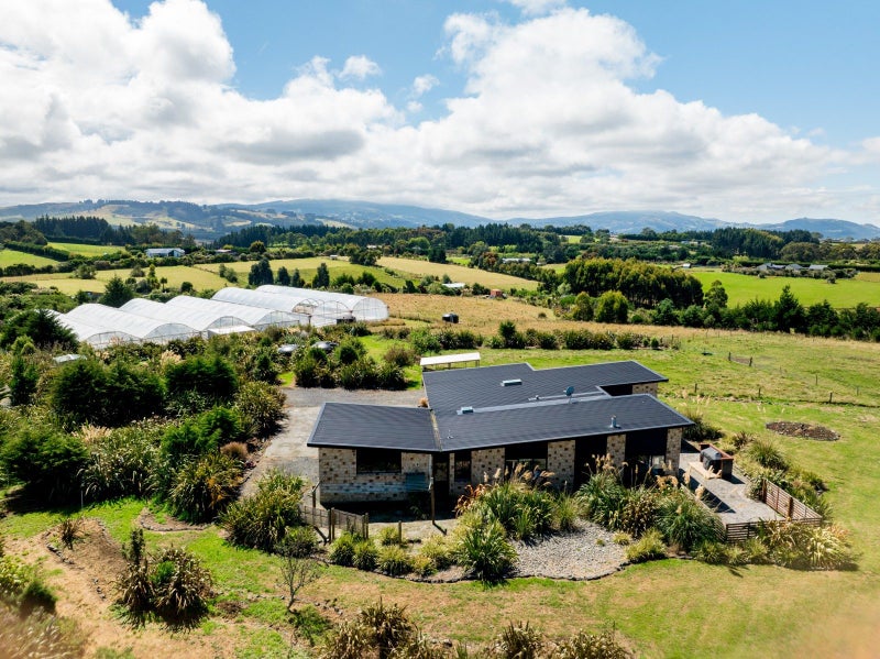 25 Tunnel Beach Road, Blackhead, Dunedin - Carousel 50
