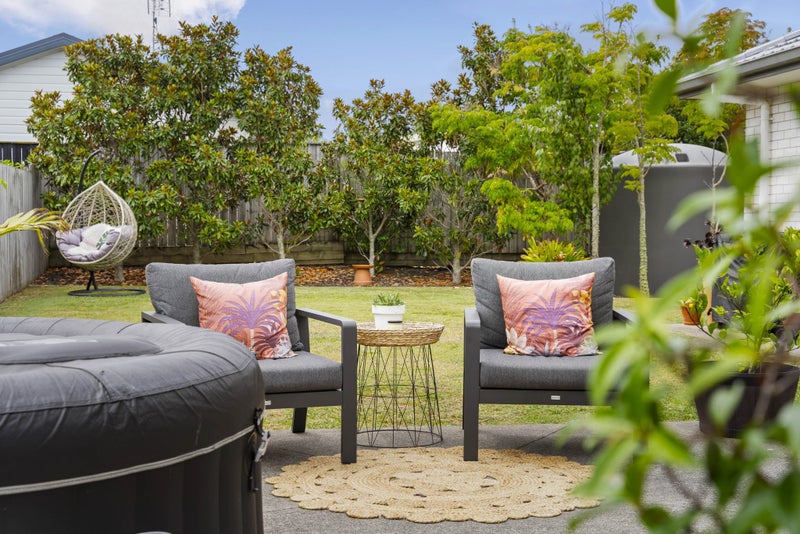 15 Pony Park Place, Beachlands, Auckland - Carousel 2